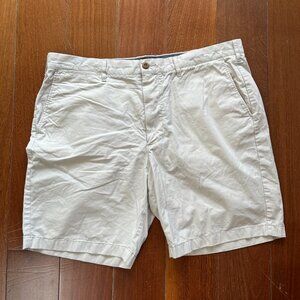 J Crew Men's Khaki Shorts Waist 38 Inseam 9